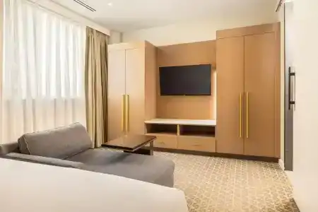 The Statler Dallas Curio Collection By Hilton - 99