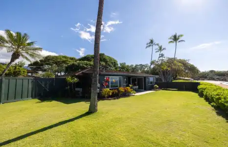 Royal Lahaina Resort & Bungalows - 93