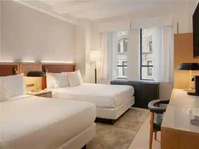 Aura Times Square - 2