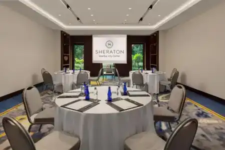 Sheraton Istanbul City Center - 41