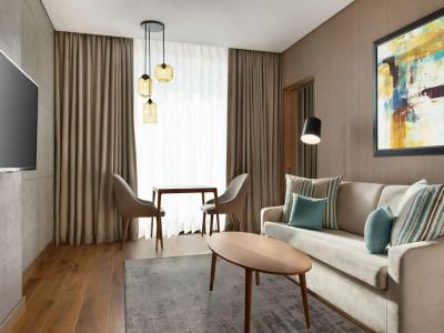 Mercure Dubai Gold District - 35