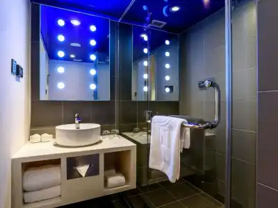 Novotel Bangkok On Siam Square - 25
