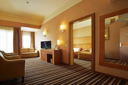 Grand Cettia - 40