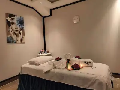 Novotel World Trade Centre Dubai - 23