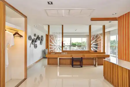 Welcome World Beachfront Resort - 55