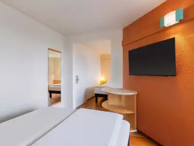 B&B Bochum Hbf-Süd - 55