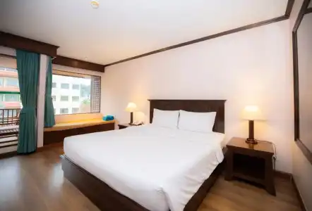 Baumanburi Patong - 41