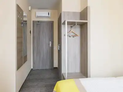 Raziotel Yamska Kyiv - 16