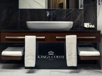 Kings Court - 56