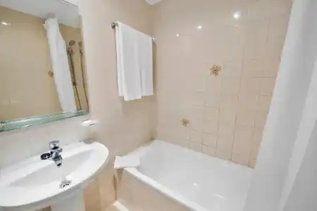 Resort Ramada & Suites by Wyndham Costa del Sol - 192