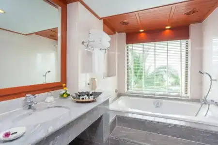 Diamond Cliff Resort & Spa, Patong Beach - 56