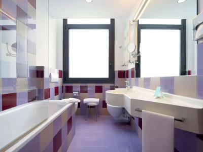 Mercure Rome Piazza Bologna - 56