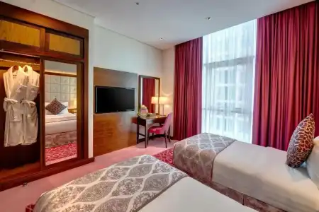 Royal Continental Suites Business Bay - Deluxe Apartments - 16