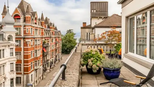Neues Schloss Privat Zurich, Autograph Collection - 42