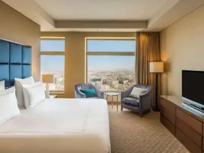Swissôtel Al Ghurair - 6