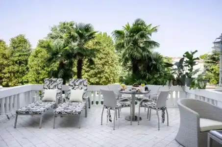 GRAND TRIESTE & VICTORIA – Contemporary Thermal Luxury SPA - 90