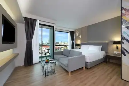 Amber Pattaya - 75