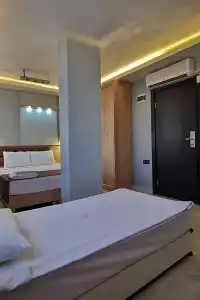 Beyond Otel - 32