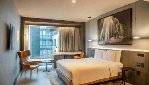 Radisson Blu Royal, - 14
