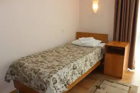 Akademicheskaya-Kaliningrad - 2