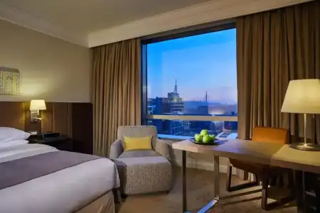 Hyatt Regency - 60
