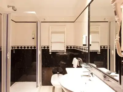 Garner Rome Aurelia by IHG - 34