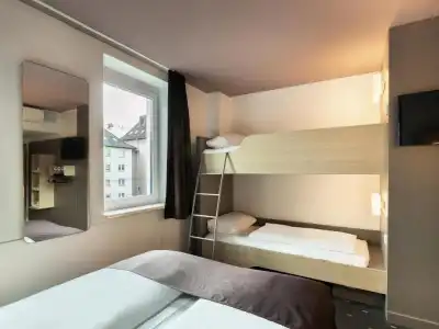 B&B Düsseldorf-Mitte - 46