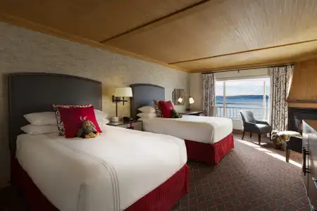The Edgewater - 4