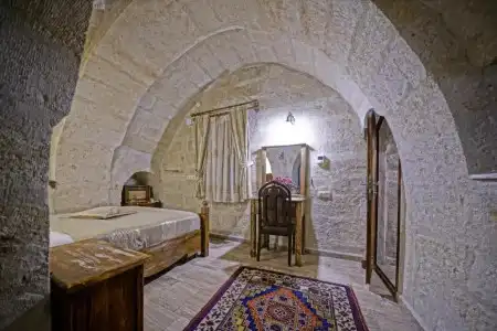 Maccan Cave - 106