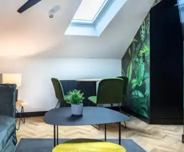Maisons du Monde & Suites Nantes - 56