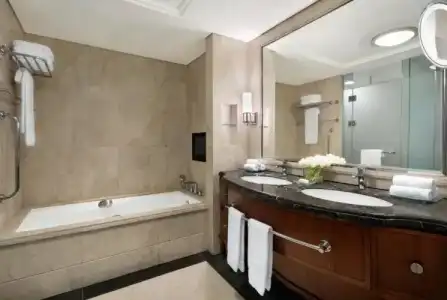 Shangri-La Jakarta - 34