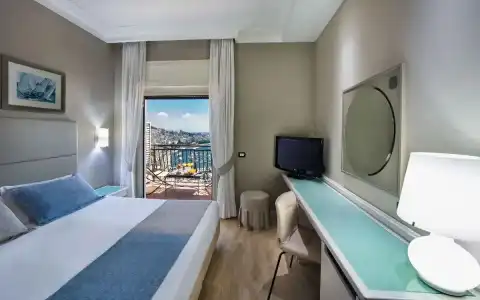 Best Western Signature Collection Paradiso - 36