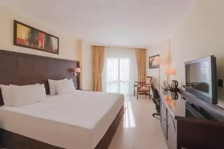 Crowne Plaza Antalya - 45