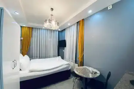 Galata Zade - 17