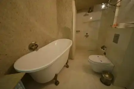 Caftan Cave Suites - 39