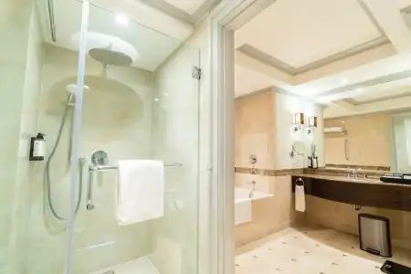 Wyndham Casablanca Jakarta - 65