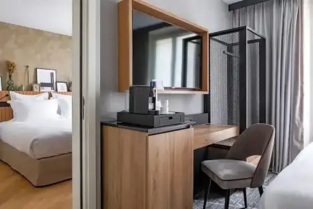 Maison Mère - 52