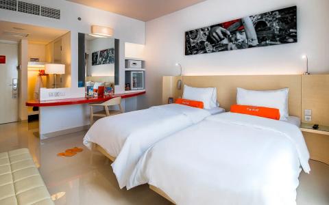 HARRIS & Conventions Denpasar Bali - 56