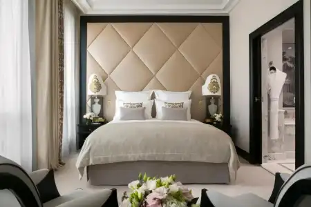 Hôtel Barrière Fouquet's Paris - 3