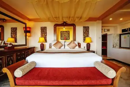 Sandalwood Luxury Villas - 1