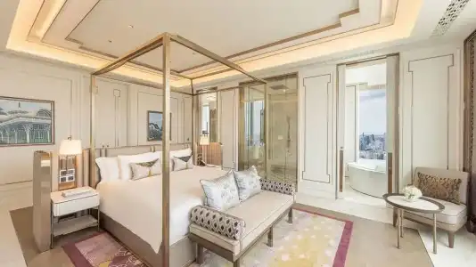 Eastin Grand Phayathai - 76