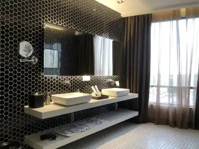 M Roof & Residences - 88