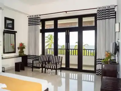 Lagoon Paradise Beach Resort - 7