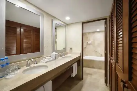 Ocean Villa All Inclusive by Omni Cancun - 27