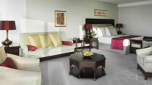 Bab Al Qasr - 63