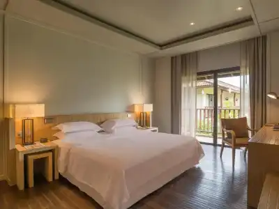 Dusit Thani Krabi Beach Resort - 2