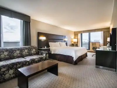 Holiday Inn Vancouver-Centre - 64