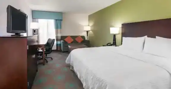 Hampton Inn Orlando-International Airport - 21