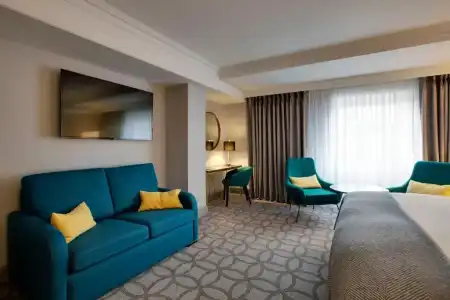 The Davenport - 9