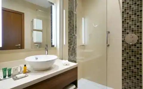 Hilton Garden Inn - 52